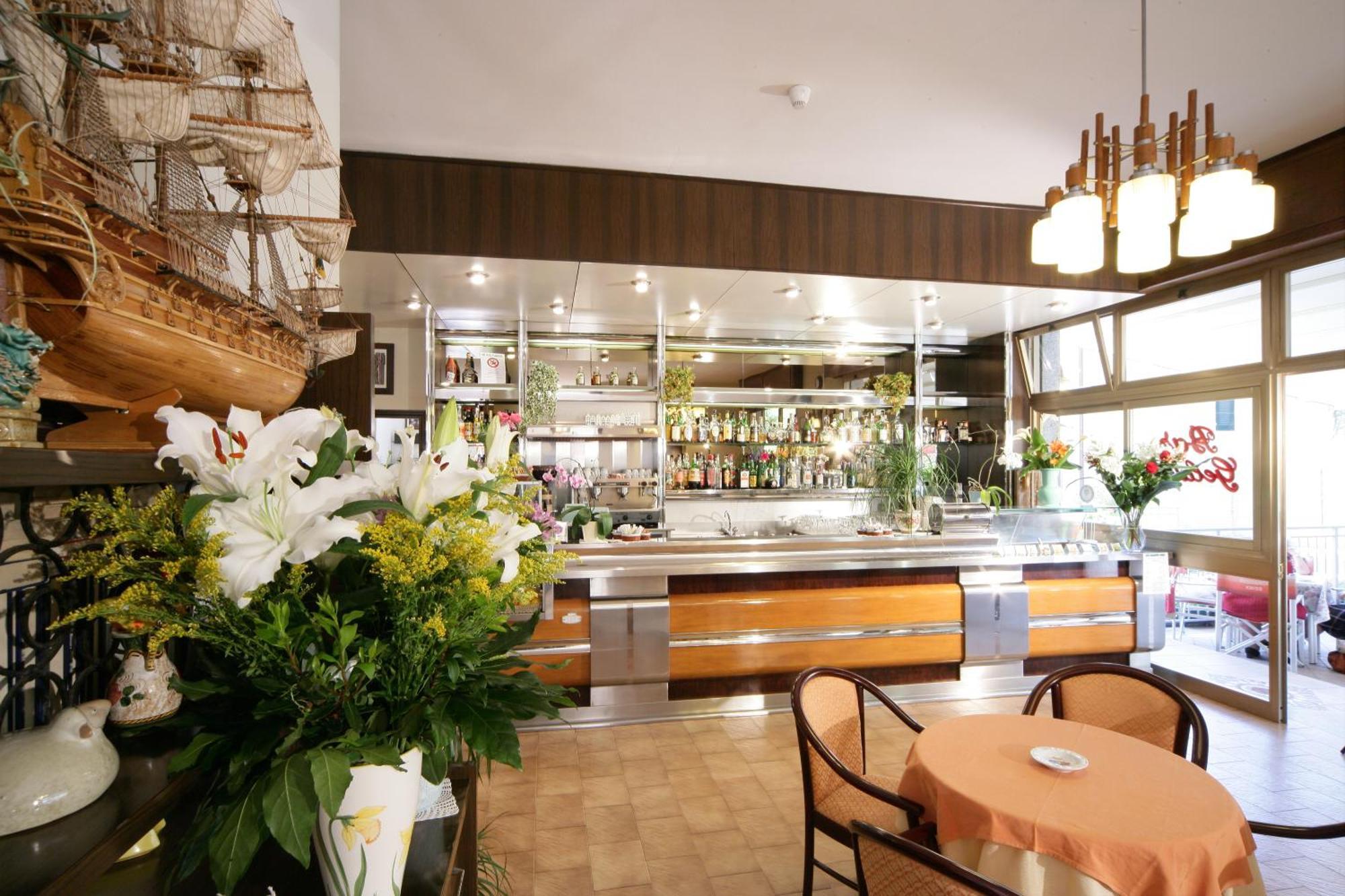 דייבה מרינה Residence Hotel Kriss מראה חיצוני תמונה
