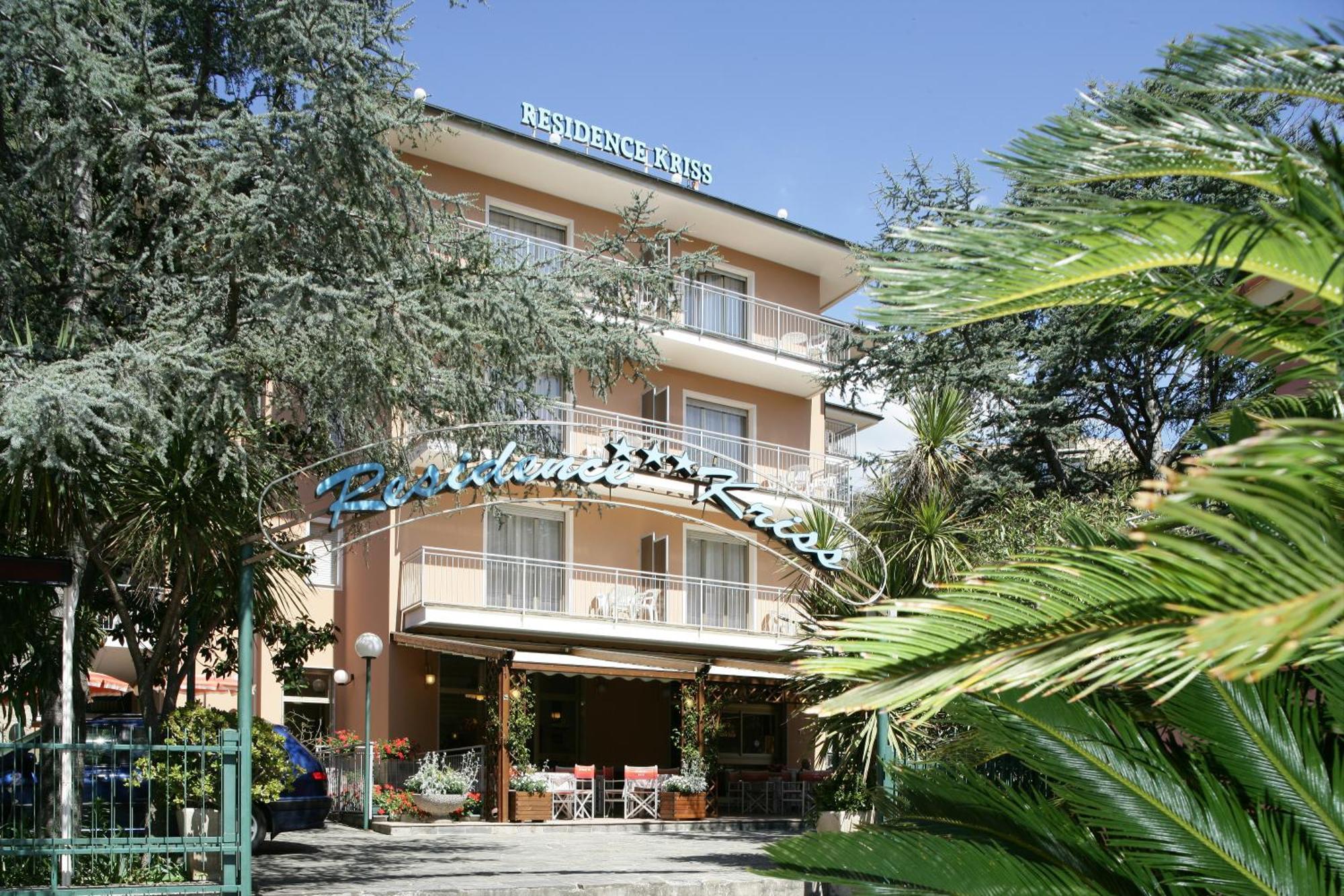 דייבה מרינה Residence Hotel Kriss מראה חיצוני תמונה