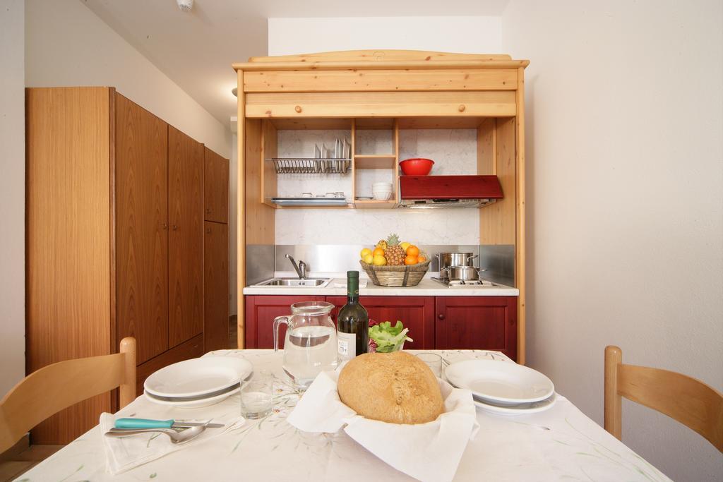 דייבה מרינה Residence Hotel Kriss מראה חיצוני תמונה