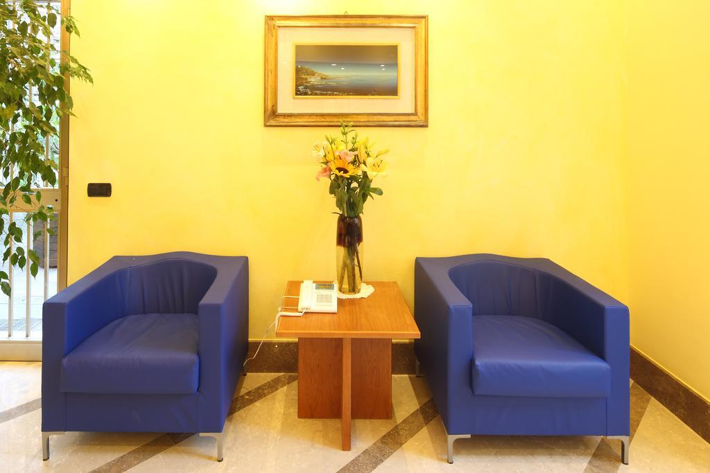 דייבה מרינה Residence Hotel Kriss מראה חיצוני תמונה