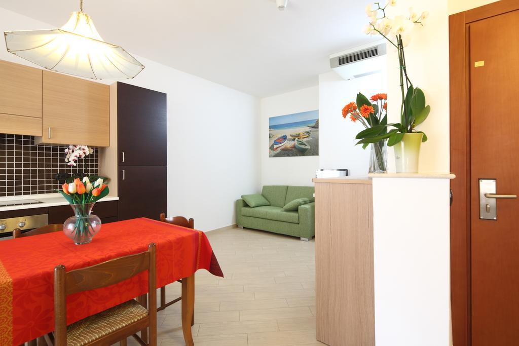 דייבה מרינה Residence Hotel Kriss מראה חיצוני תמונה