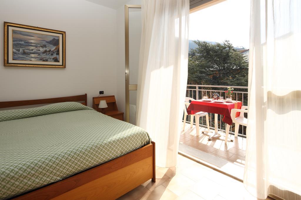 דייבה מרינה Residence Hotel Kriss מראה חיצוני תמונה