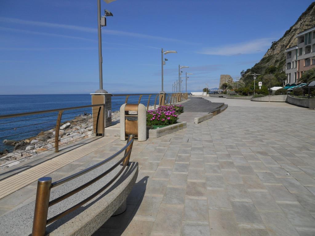 דייבה מרינה Residence Hotel Kriss מראה חיצוני תמונה